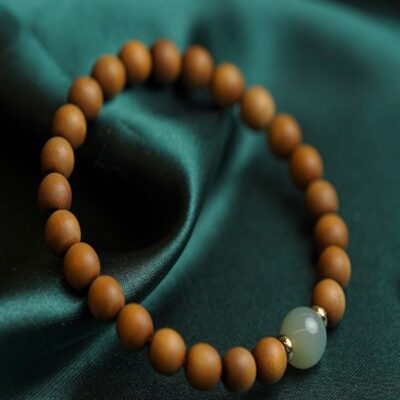Natural Mysore Sandalwood Single Bracelet with Jade Accent