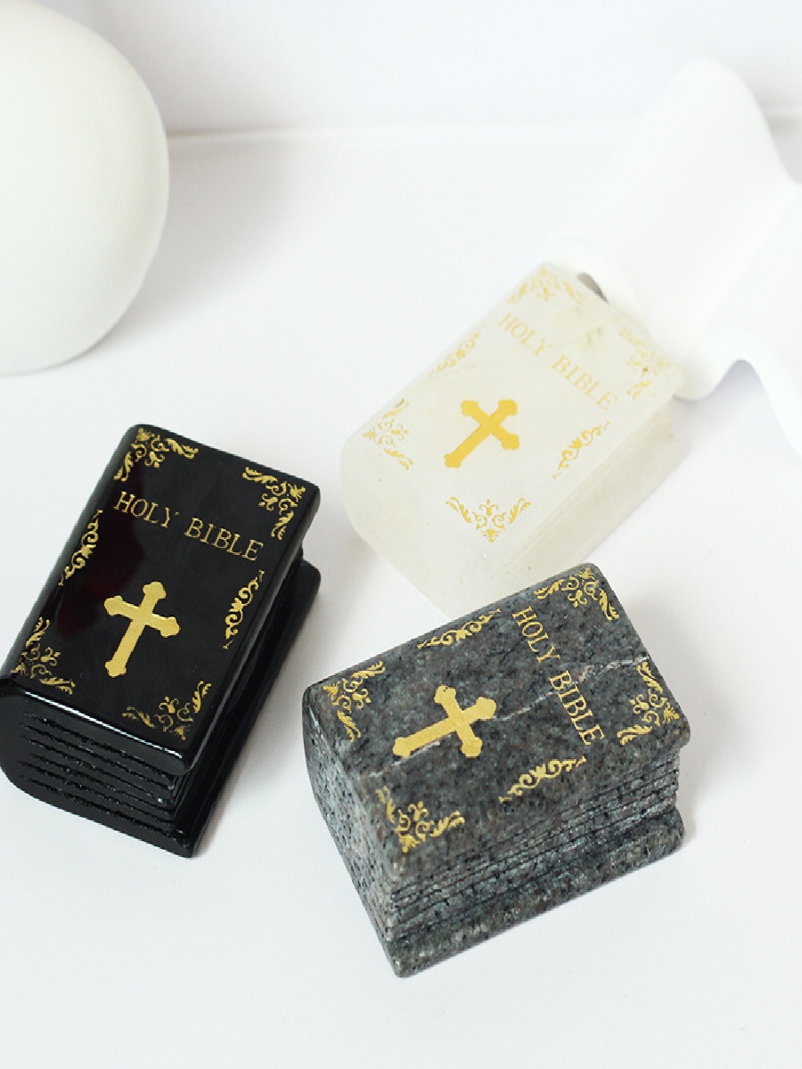 Hand-Carved Crystal Holy Bible Figurine – Obsidian / Clear Quartz Book Sculpture for Home Decor & Spiritual Protection