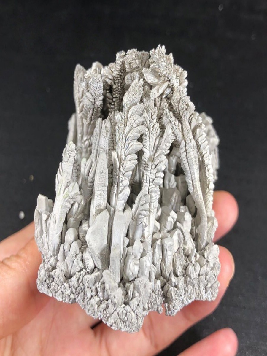 Natural Magnesium Metal Crystal Specimen | ArvnDao Bismuth-Silver Magnesium Element Decor for Energy & Display - Image 4