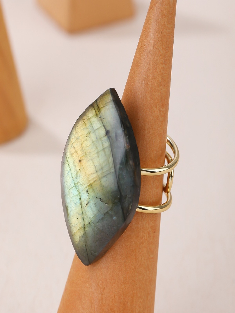 Raw Labradorite Flash Ring · Adjustable Gold Crystal Ring for Intuition - Image 3